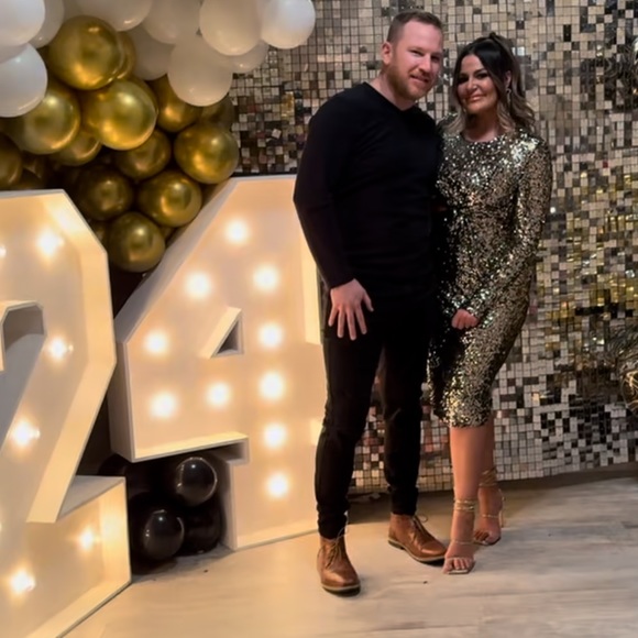 ASTR Sylvina Sequin Slit Long Sleeve Cutout Midi-Dress L Nordstrom Saks Revolve - Picture 12 of 12